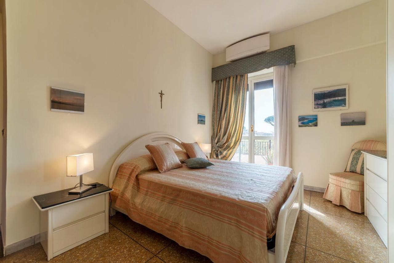 Monteverde Roomy Apartment Sun And Flowers Rome Bagian luar foto